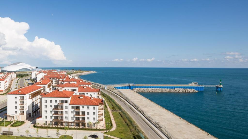 Имеретинский краснодарский край сочи ул парусная фото Гостиничный комплекс "Альфа Сириус", квартал "Морской", Сочи, Россия - цены 2024