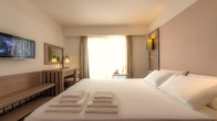 Liv Hotel By Bellazure, фото 3