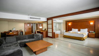 Отель Holiday Inn Istanbul City, an IHG Hotel, фото 3
