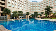 Novotel Hyderabad Convention Centre Hotel, фото 4