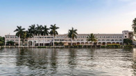 Hotel Lakend