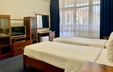 Двухместный Стандарт с раздельными кроватями + доп.мето 0-12 (балкон, боковой вид на море) (Главный корпус)