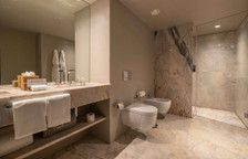 Двухместный номер с балконом и с видом на реку