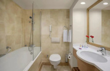 Двухместный номер Standard с видом на окрестности