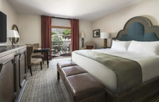 Двухместный номер для гостей с ограниченными возможностями Camelback View с террасой