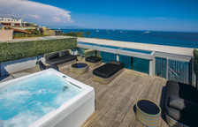 Одноместные апартаменты Royal с 2 комнатами с видом на море