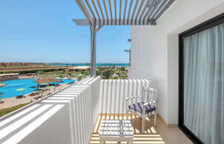 Двухместный номер Deluxe с частичным видом на море