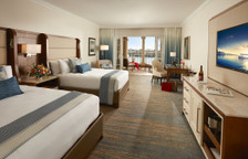 Четырёхместный номер Standard с видом на залив