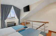 Двухместный полулюкс with garden sea view