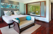 Апартаменты люкс с собственным бассейном и газебо с 3 комнатами