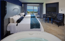 Четырёхместный люкс Rock с 2 комнатами oceanfront