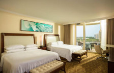 Четырёхместный номер с балконом и with Gulf View