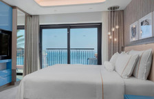 Двухместный люкс Luxury Bay c 1 комнатой с балконом и с видом на море
