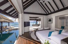 Ocean House with Pool с 2 комнатами