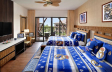 Четырёхместный номер Deluxe с красивым видом из окна