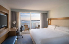 Двухместный люкс High Floor View 1 Bedroom 2 room с балконом и waterfront