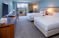 Четырёхместный номер with Waikiki city view
