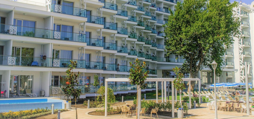 Maritim Paradise Blue Hotel & Spa