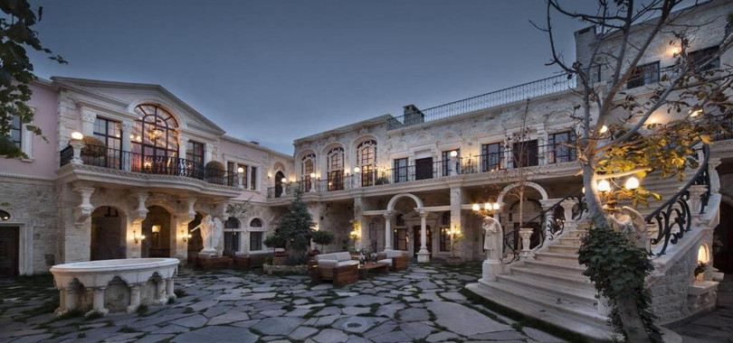 Отель Sacred House