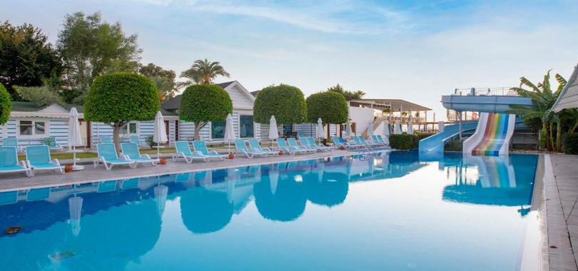Armas Beach Hotel