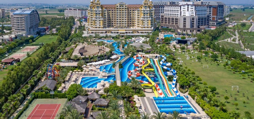 Отель Royal Holiday Palace