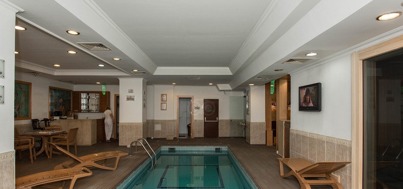 Grand Hilarium Hotel