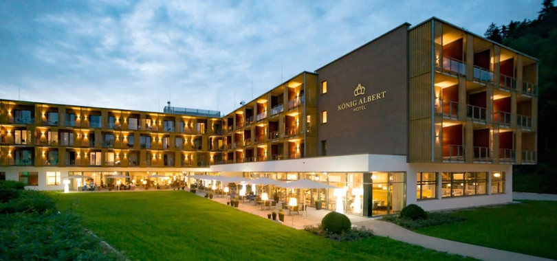 Hotel König Albert, БадЭльстер, цены на 2023 бронируйте номера онлайн