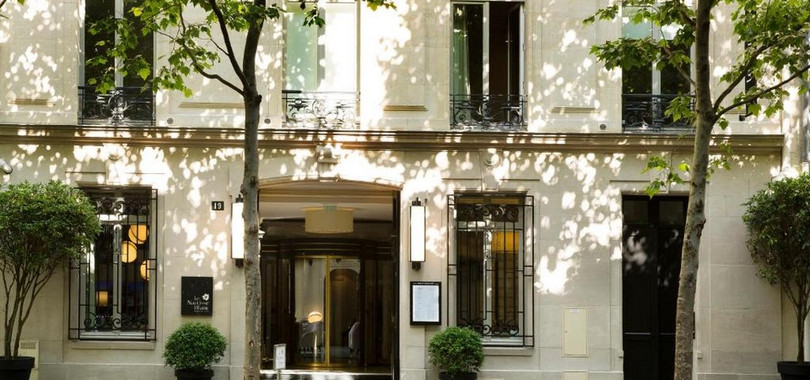 Hotel Le Narcisse Blanc & Spa
