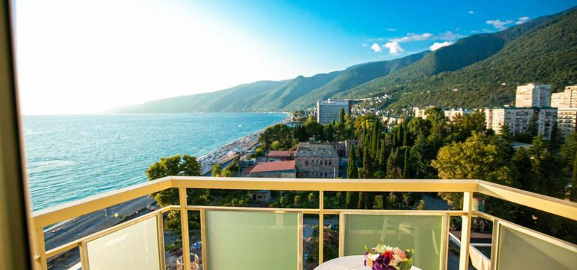 Amza Park Hotel