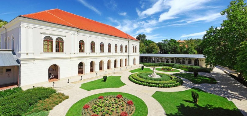 Anna Grand Hotel