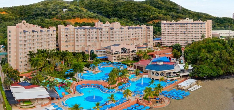 Azul Ixtapa Beach Resort and Convention Center