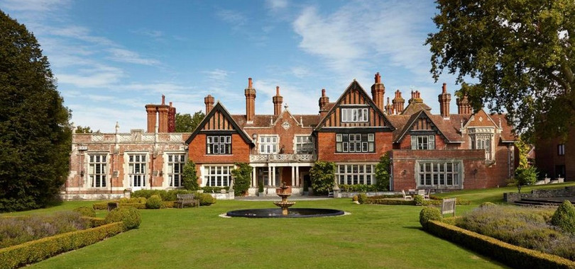 Macdonald Elmers Court Hotel