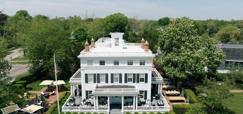 Topping Rose House