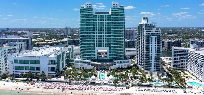 Diplomat Beach Resort Hollywood, Curio Collection by Hilton