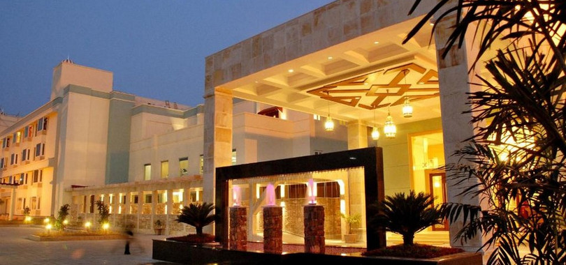 Cambay Grand Kukas