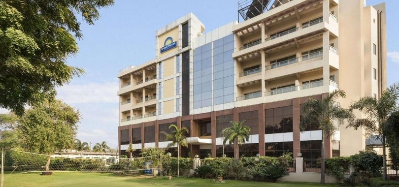 Days Hotel by Wyndham Neemrana Jaipur Highway