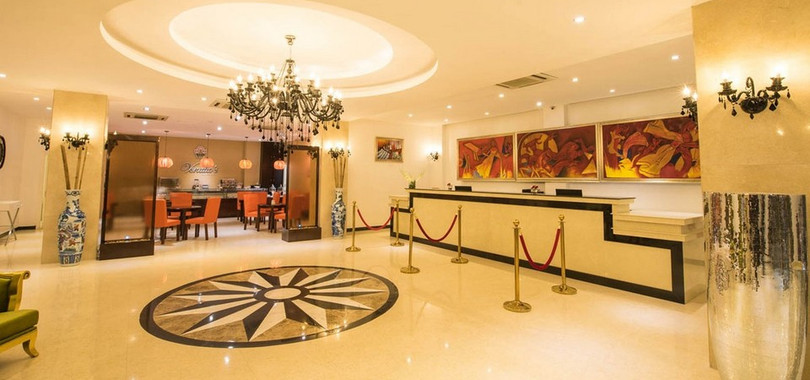 Palms Hotel