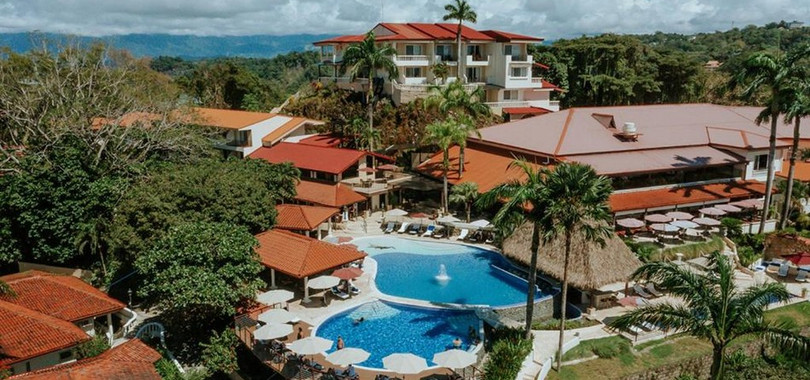Hotel Parador Resort And Spa