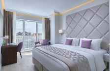 Люкс Премиум с балконом