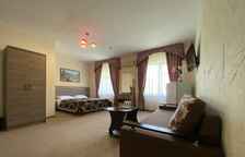 Четырехместный номер Полулюкс