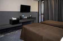 Стандарт с видом на горы Twin (Югославский Корпус)