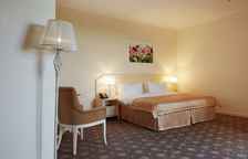 JUNIOR SUITE – двухместный номер с ванной