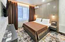 Джуниор Сюит