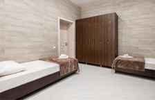 Эконом трехместный без окна (санузел и душ на этаже)