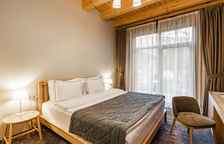 Классик с двуспальной кроватью c видом на реку и террасой