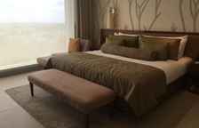 Двухместный люкс Luxury с видом на бассейн