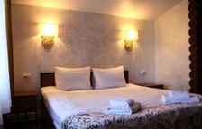 Двухместный коттедж