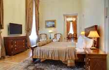 Люкс Императорский "Петровские палаты" с 3 комнатами