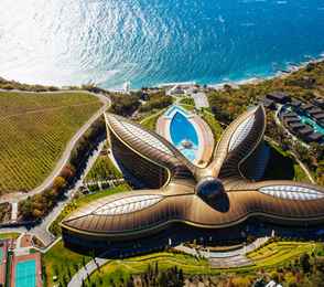 Mriya Resort & Spa