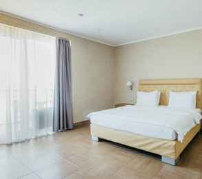 Amza Park Hotel, фото 4